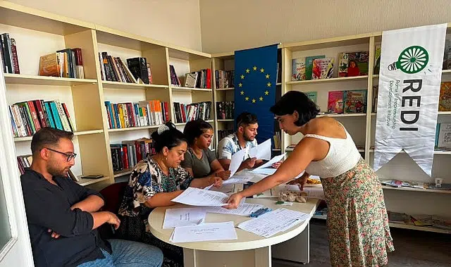Konak’ta Roman gençlere CV ve kariyer yönetimi eğitimi