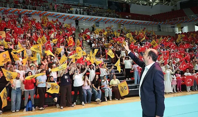 Başkan Altay, Genç KOMEK Yaz Okulu’nun Muhteşem Kapanış Programına Katıldı