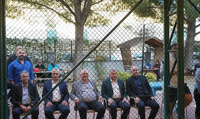 Edremit Belediyesi Cumhuriyet Kupası Halı Saha Turnuvası başladı