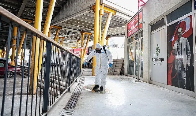 Çankaya'nın pazarlarında hijyen mesaisi