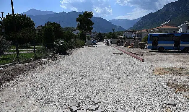 Kemer’de altyapı çalışmaları