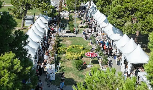 İzmirliler İZKİTAP’a büyük ilgi gösterdi