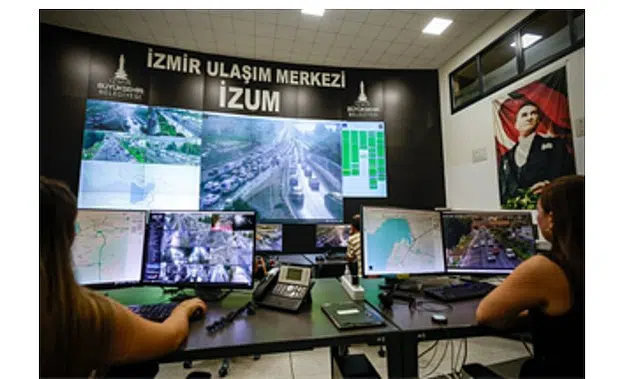 Okul trafiği İZUM’un yakın takibinde