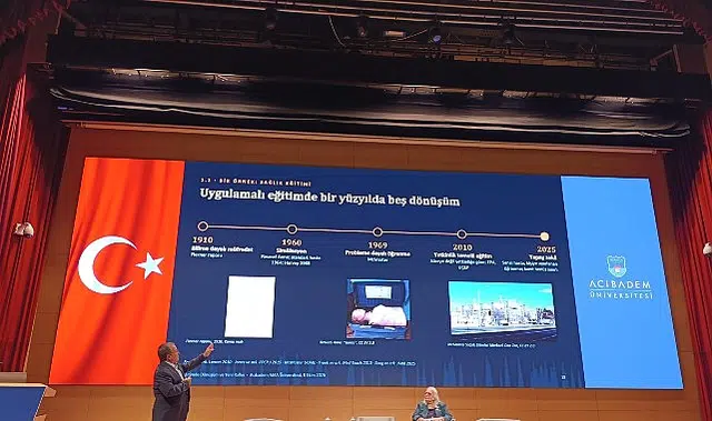 Yapay Zekayla Eğitimde Dönüşüm Başladı:     ‘Öğrenci’, ‘Öğretim Üyesi’ ve ‘Öğrenme Modeli’ Yeniden Tanımlandı