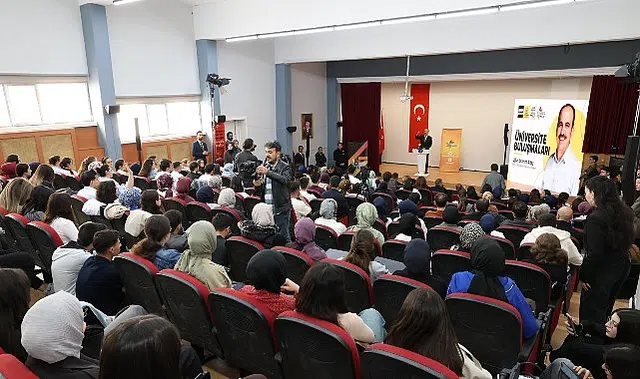 Başkan Altay NEÜ Öğrencileriyle Buluştu: “Sizler Çok Daha Güzel Bir Türkiye İnşa Edeceksiniz”
