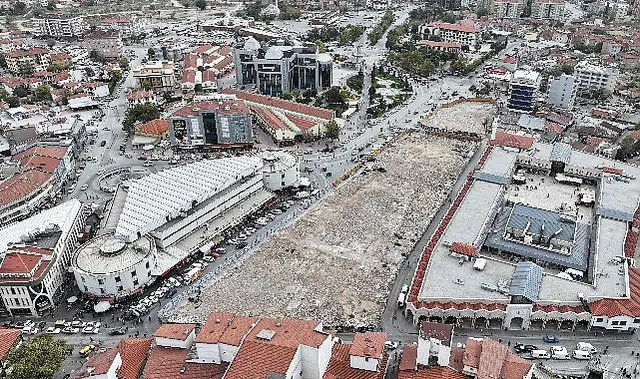 Başkan Altay, Tarihi Bölgede Bulunan Peynir Pazarı’nda Önemli Bir Aşamanın Daha Tamamlandığını Duyurdu