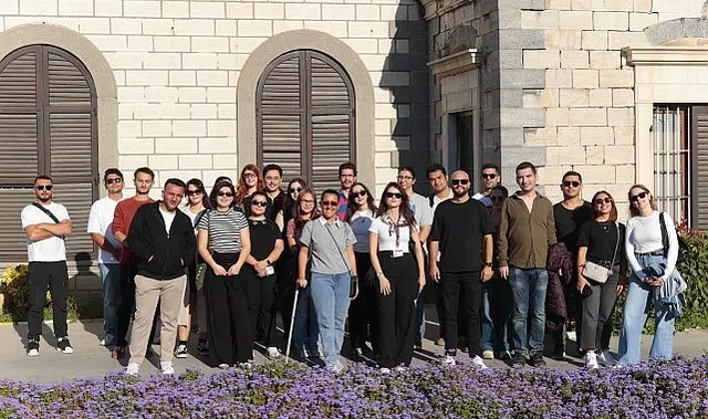 Konaklı gençler Yerel Tarih Gezisiyle Alsancak’ı keşfe çıktı
