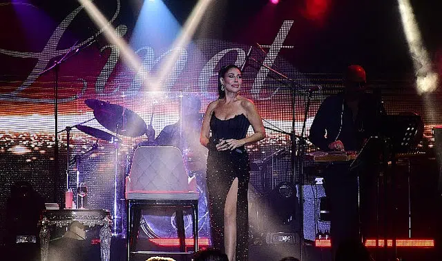 Linet'ten Kıbrıs'ra unutulmaz gece! Sürpriz düet müjdesi verdi