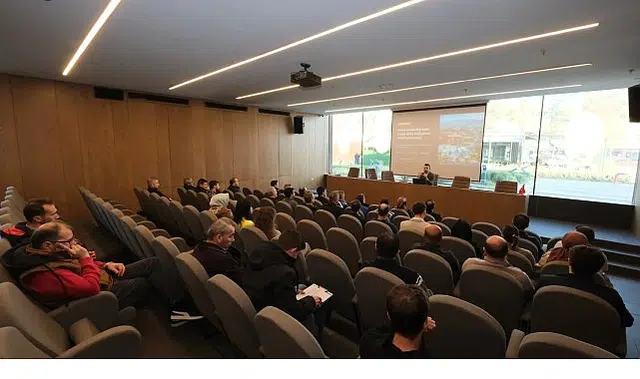 İnegöl Belediyesi’nde Personele Yapay Zeka Eğitimi Düzenlendi