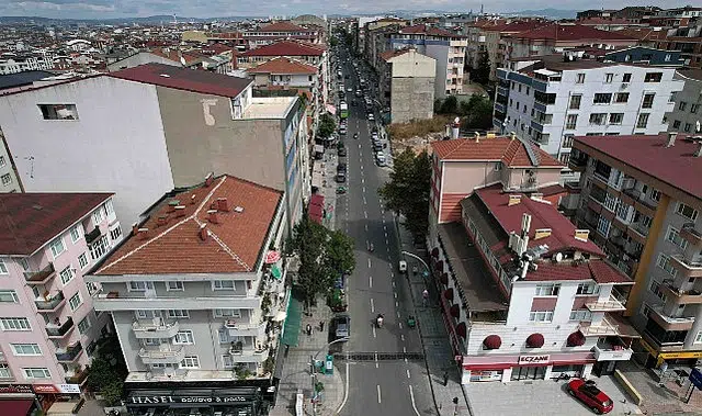 Şehit Numan Dede Caddesi yeni yüzüyle hizmette