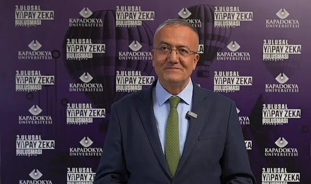 “Alev Alatlı'nın bakış açısı, yapay zekâ çağına da ışık tutuyor”
