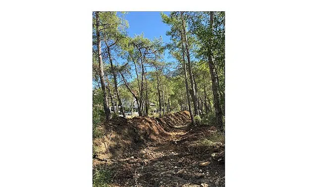 Kemer’de derelerde temizlik çalışmaları