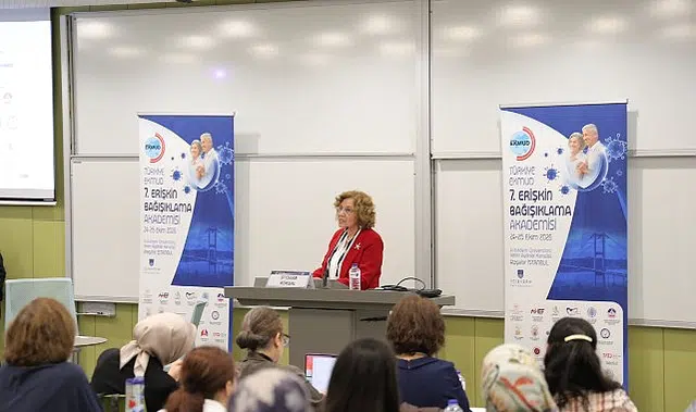 Erişkin Aşılamasıyla İlgili Son Gelişmeler Acıbadem Üniversitesi’nde Masaya Yatırıldı